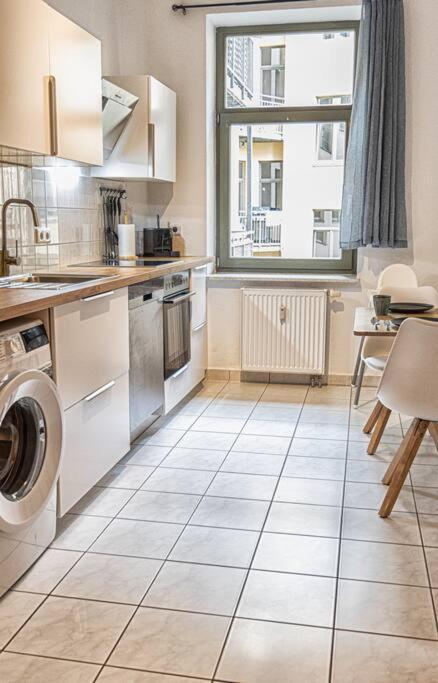 Blue Chili 23 - Modern, Zentral, Mit Balkon Apartman Magdeburg Kültér fotó